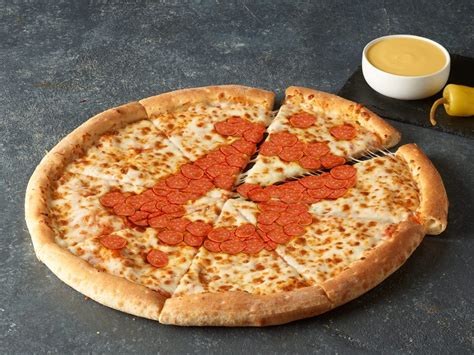 Papa John S Is Giving Away 10 000 Slices Of Pizza To Celebrate Bitcoin Pizza Day The Fast Food