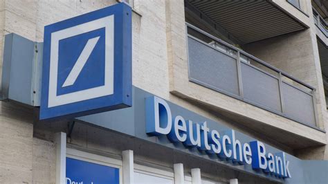 Please share this ifsc with the 'remitter' to transfer funds in to your deutsche bank account from any other bank. 4 Gründe, warum US-Banken die Deutsche-Bank-Aktie ...