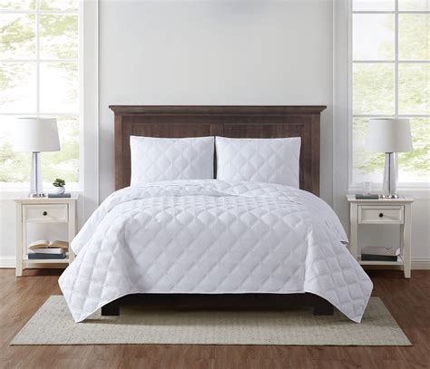 Truly Soft Everyday 3d Puff Quilted White King 3 Piece Quilt Set