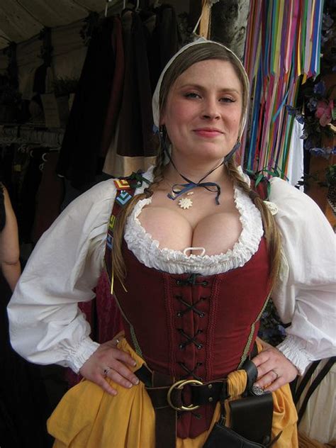 43 Faire Wench I Beer Wench Costume Wench Costume Renaissance Fair