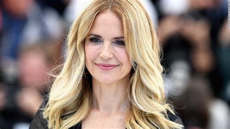 От 11 ₽от 119 ₽. 2020 - Kelly Preston, Schauspielerin und Ehefrau von John ...