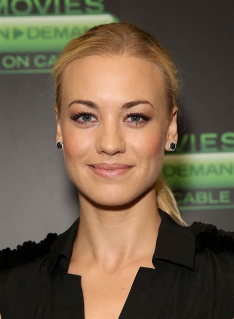 Miranda otto, best known for playing eowyn in the lord of the rings movies, also is on board. Yvonne Strahovski Ponytail | Yvonne strahovski, Blonde ...