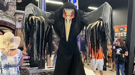 Spirit Halloween 2022 Lord Raven Animatronic In Store Demo Youtube