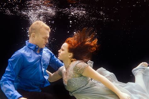 Unique Underwater Couples Session In Phoenix Steve And Anna Alyssa
