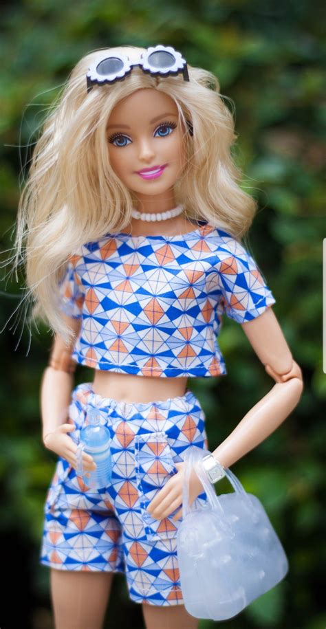 pin by judy todd on classic dolls barbie dress fashion barbie model barbie fashionista dolls