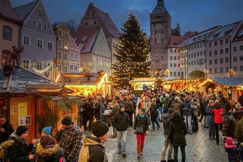 The History of Europe's Christmas Markets - VisitCroatia.com - Tasteful Croatian Journeys