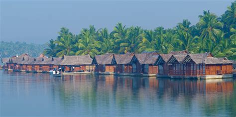 Top 5 Floating Hotels In India