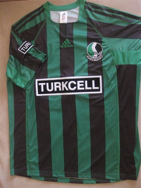 17 haziran 1965 tarihinde il merkezi adapazarı'nda; FORMA KOLEKSİYONU: Sakaryaspor