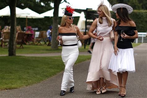 Ladies Day dresses at Goodwood 2016: florals prove popular at the races | London Evening Standard