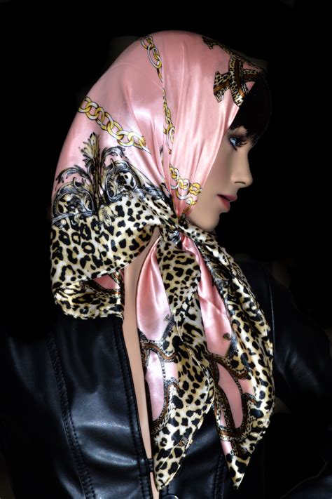 Pin By An Angel On Fashion Head Scarf Styles Head Scarf Tying Silk Headscarf
