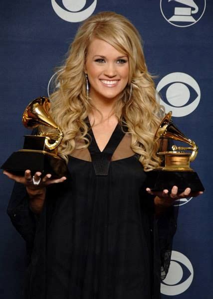 American Idol Winner Carrie Underwood Jumpstarted Her Singing Career