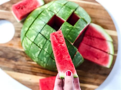 How To Cut Watermelon A Pretty Life In The Suburbs