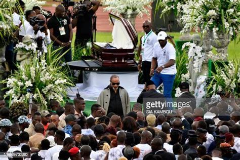 Koffi Olomide Photos And Premium High Res Pictures Getty Images