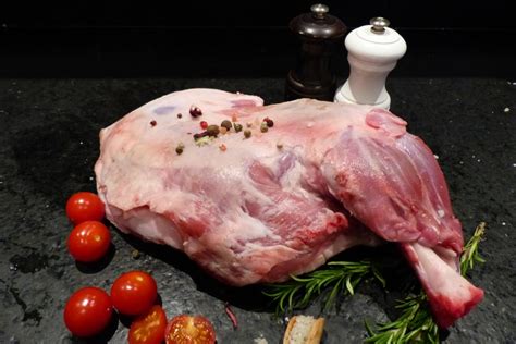 Qui est cet étudiant ? Epauael d'agneau sous vide : offre pour les restaurateurs ...
