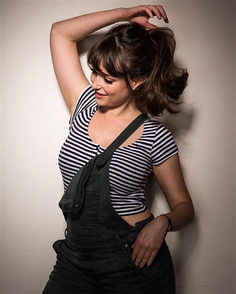 Milana Vayntrub On Instagram “a Modeling Milana Now Tap Your Hip While Lightly Clawing At