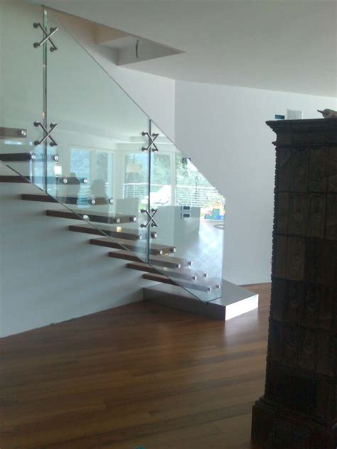Designer glass railing staircase क च र ल ग स hassan artglass enterprises bengaluru id 16334729797. 21 Beautiful Modern Glass Staircase Design