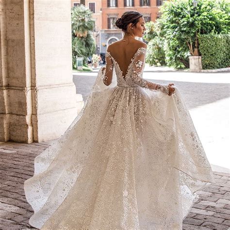 And you know you want it… 15 Regal Wedding Dresses Fit for a Royal Wedding | Wedding ...