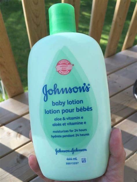 Though creamy baby oil is not advertised as a mosquito repellent by johnson & johnson, many people say that it effectively keeps mosquitoes away. Johnson's baby lotion in blue green bottle with aloe ...