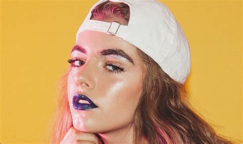 We would like to show you a description here but the site won't allow us. #TALK ABOUT: DANIELA ALFARO - Virtually Vogux Blog