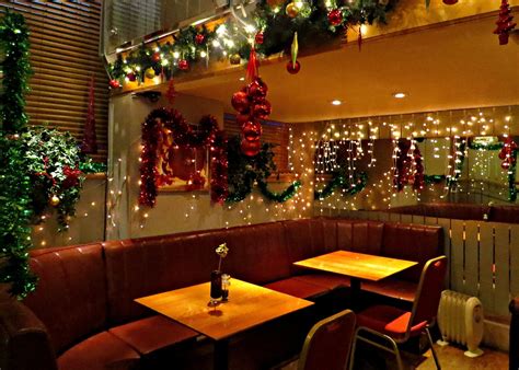 Restaurant Christmas Decorations 5pm Food And Dining Blog