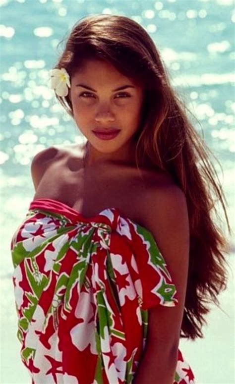 Pin By Myra Peji On Weeding Hawaiian Woman Hawaiian Girls Polynesian Girls