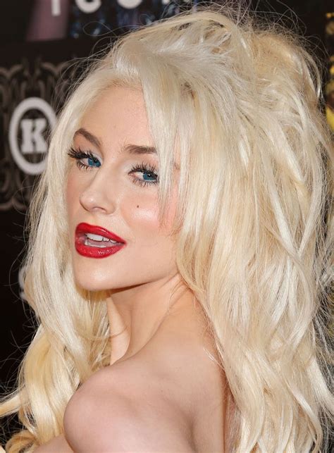 Makeup Free Courtney Stodden Busts Out In Black Bikini Photos Huffpost Entertainment