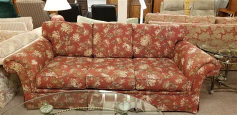 Red Broyhill Sofa Delmarva Furniture Consignment