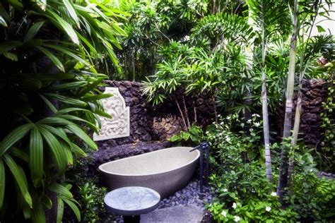 Outdoor Shower Gardens In Hawaii Hawaii Real Estate Market And Trends