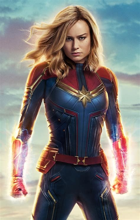 Captain marvel is an extraterrestrial kree warrior who finds herself caught in the middle of an intergalactic battle between her people and the skrulls. Captain Marvel (MCU) vs Faora (DCEU) - Battles - Comic Vine