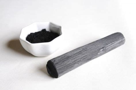 Le charbon actif ou charbon végétal, est connu et utilisé depuis hippocrate à des fins médicinales. Charbon dent végétal actif : comment je l'utilise pour mes ...