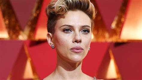 Scarlett Johansson Says Shell Stay Silent On Her Divorce Out Of