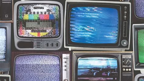 Beli siaran tv digital online berkualitas dengan harga murah terbaru 2021 di tokopedia! Siaran TV Analog Wajib Berhenti 2 November 2022 dan ...