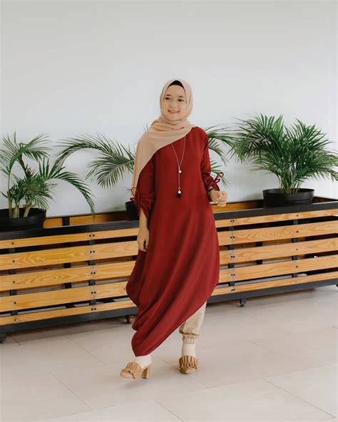 Cara Memakai Hijab Pashmina Simple Ala Nissa Sabyan