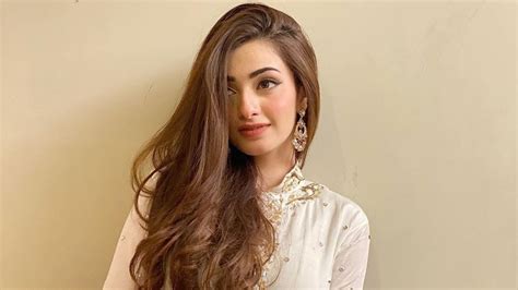 Nawal Saeed Biography And Picspictures Casting And Biography Youtube