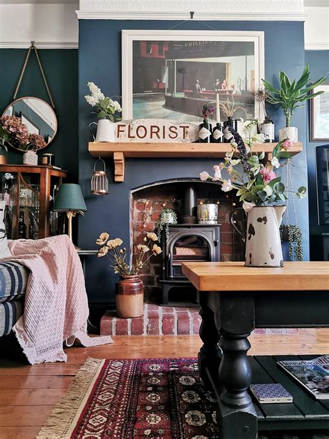 The Rustic Modern & Eclectic Home of Furniture Upcycler - Gareth Young ...