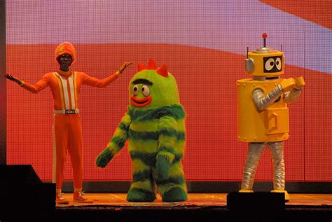 dj lance rock brobee and plex yo gabba gabba live k c price flickr