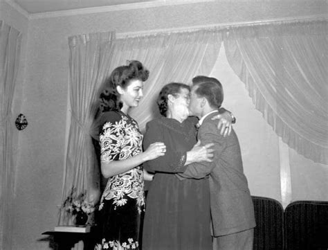 32 Sweet Photographs Of Mickey Rooney And Ava Gardner During Their Short Marriage 1942 43