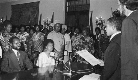 Oktober 1986 bei mbuzini, südafrika) war mit eduardo mondlane einer der führer der mosambikanischen unabhängigkeitsbewegung, einer der führenden afrikanischen revolutionären intellektuellen und von 1975 bis 1986 der erste präsident der volksrepublik mosambik. O MEU BAIRRO FERROVIARIO: Hoquista celebrou casamento ...