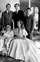 Rita Hayworth meets the family of her future husband, Prince Aly Khan ...