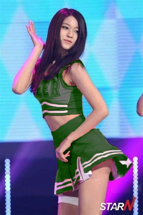 ソリョン 김설현 Seolhyun Kim Seolhyun Gal Gardot Hot Cheerleaders Korean Actresses Asia Girl