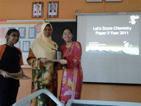 Sekolah menengah kebangsaan puchong 4.7 km. chem2U: Sharing Scientific Skills with SMK Puchong Jaya
