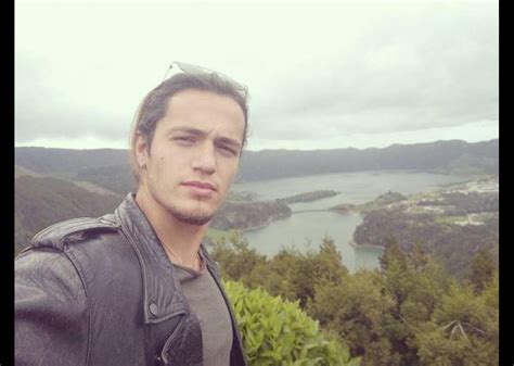 Com ode marítima, a partir de álvaro de campos e com música de joão gil, diogo infante obteve um novo globo de ouro, desta vez como melhor ator de teatro. João Mota toma decisão que o marca para a vida - TV 7 Dias