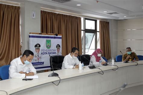Seiring dengan naiknya penghasilan biasanya akan diiringi naiknya gaya hidup. Batam Siap Sukseskan Vaksinasi Covid-19