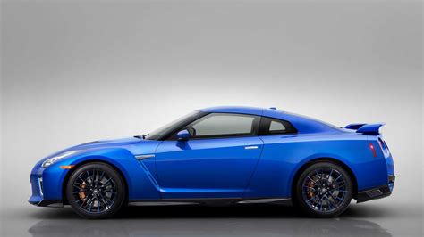Nissan Uk Details 2020 Gt R Bayside Blue Returns To The Color Palette