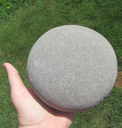Flat 5 Inch Beach Rock For Painting 5 Inch By 5 Inch Round Stones