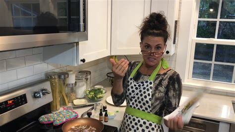 Gotta love it when you can just show up and watch someone else cook the whole meal. Rainy Day Dinner w/ Hello Fresh - YouTube