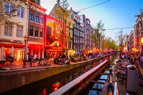 Die 21 besten amsterdam sehenswürdigkeiten und highlights. Städtetrip Amsterdam - 22 großartige Tipps ...