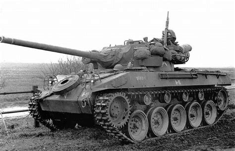 Tank M18 Hellcat Us Army Tank Destroyer Tanks Military M18 Hellcat