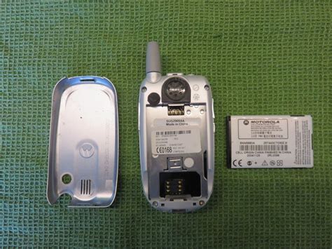 Vintage Motorola V600 Silver Flip Phone Original Box With Manuals And Accessories Ebay