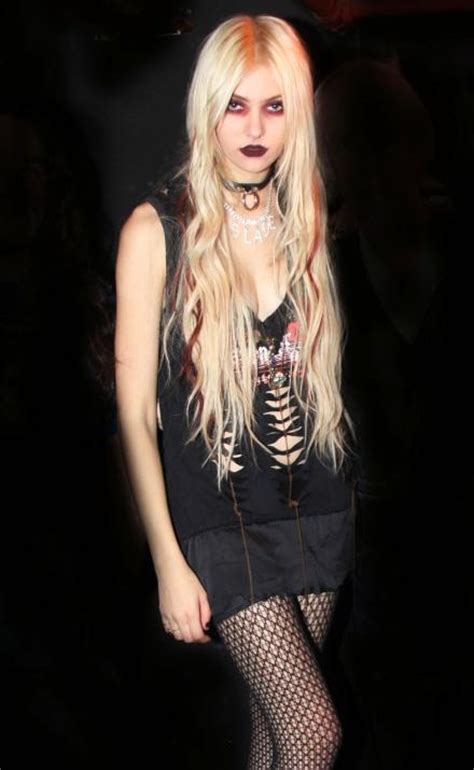 Picture Of Taylor Momsen In General Pictures Taylor